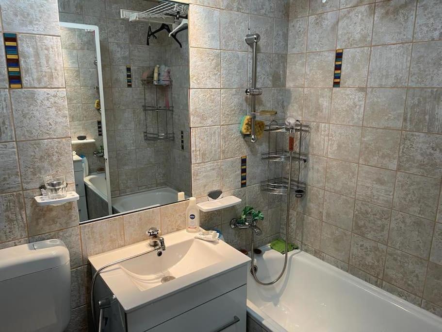 Apartament Cu Un Dormitor / One Bedroom Apartment Máréfalva Kültér fotó